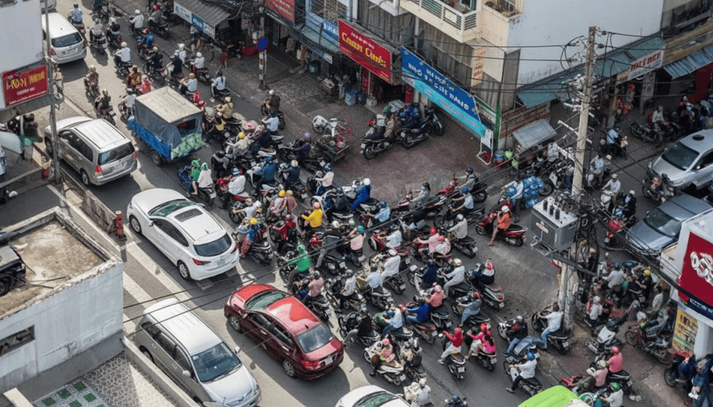 Many people still prefer hailing services